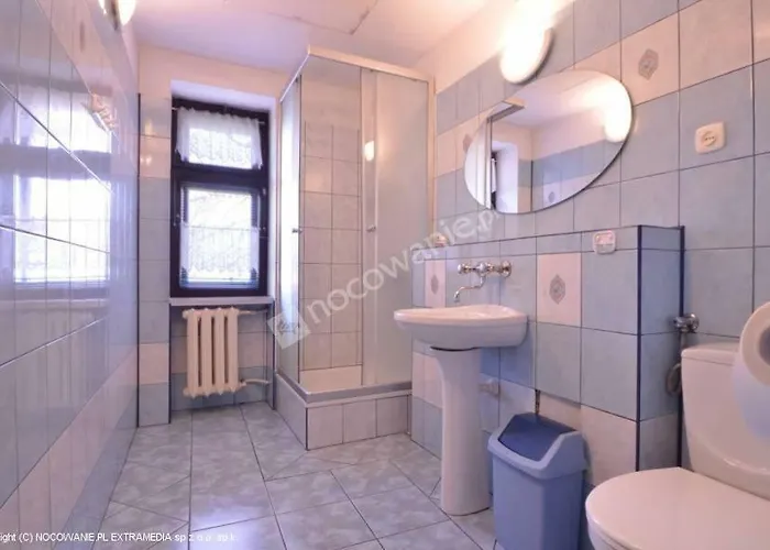 Homestay Isma - Tanie W Centrum Karpacza, Bezplatny Parking, Cicha Okolica